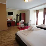 Barbaut Hotel Karpen